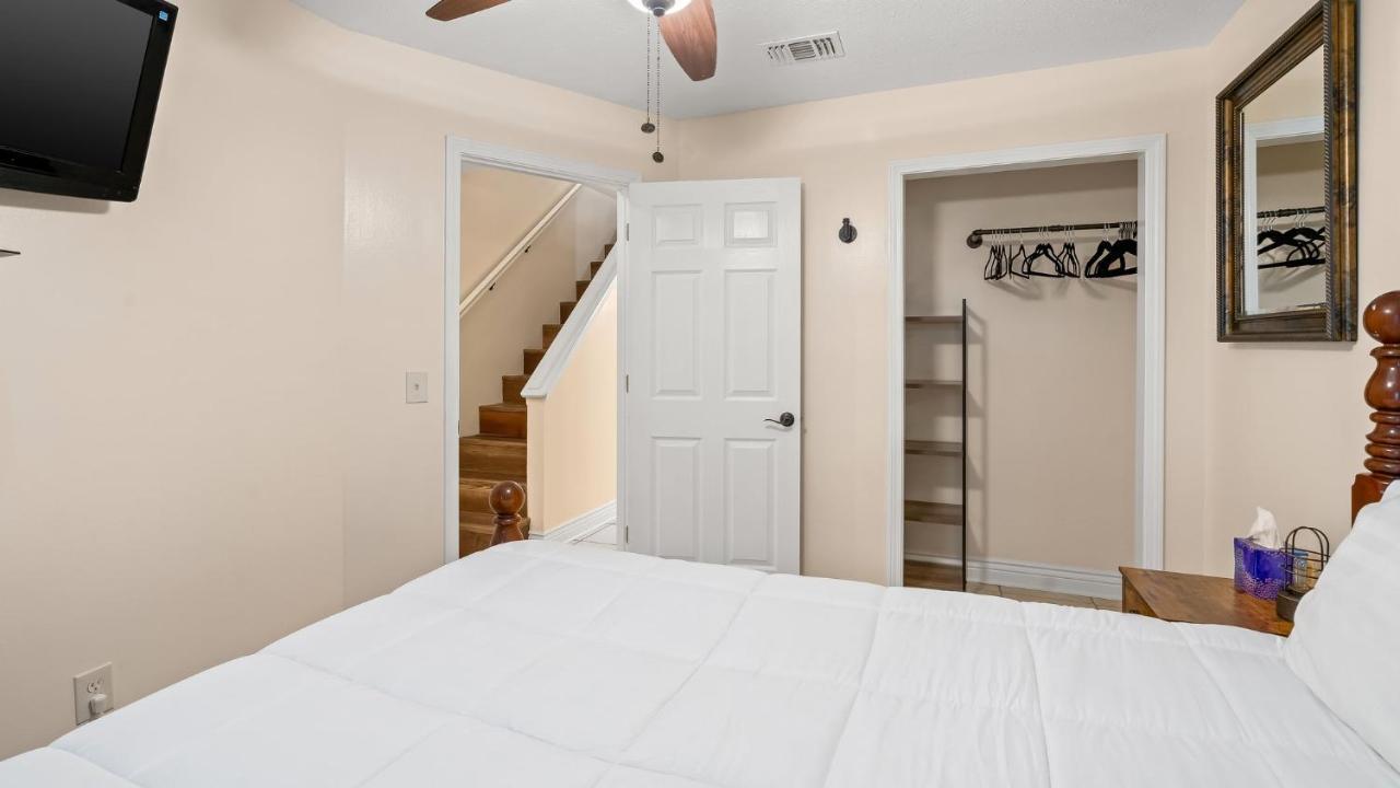 Pet Friendly Townhome With Gulf Views And Hot Tub Right Across From Beach And Schooners Panama City Beach Eksteriør bilde